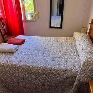 Apartamento Bonitas Habitacións En Piso Compartido Casa Antonio, Sevilla