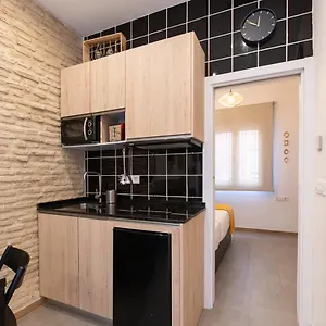  Apartment Laura